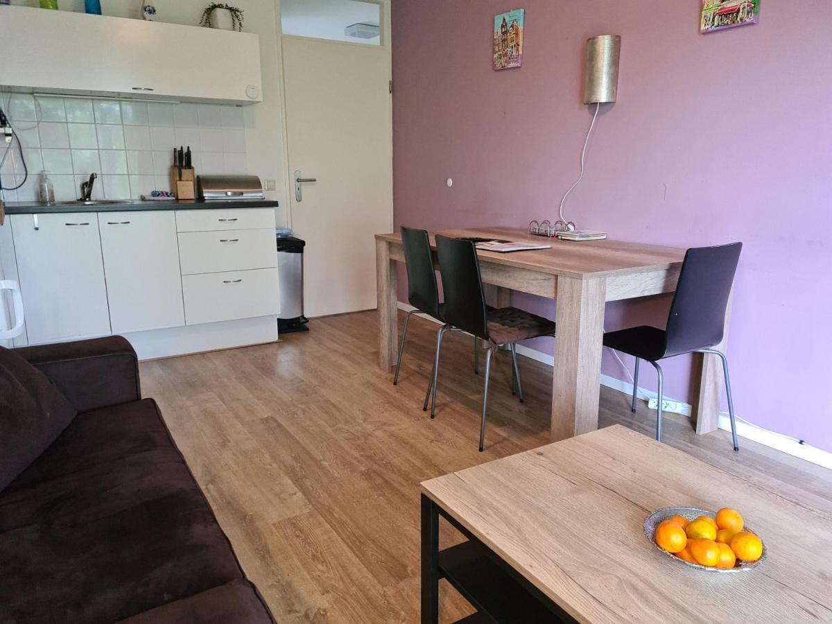 Privatunterkunft Johan's With Roofterrace And Cheap Parking - Since 2014 *
