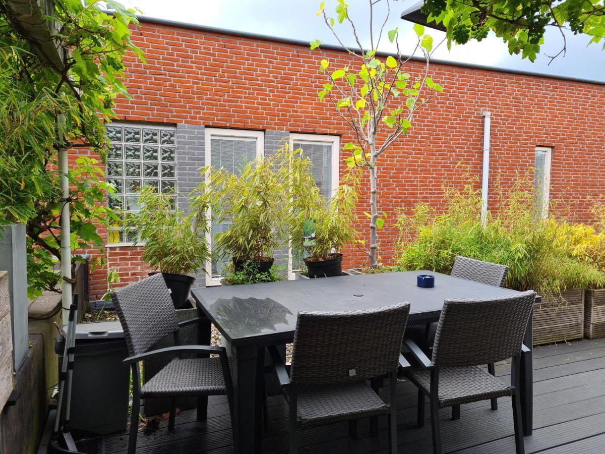 Johan's With Roofterrace And Cheap Parking - Since 2014 Privatunterkunft